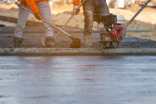 Best Concrete Contractor Near Me  in Delhi, CA
